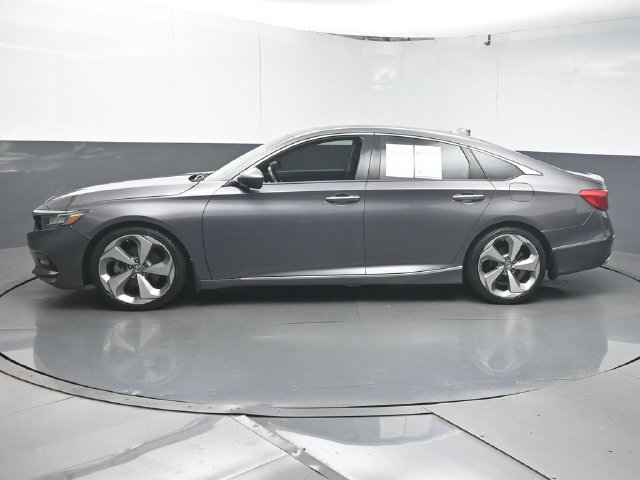 Used 2018 Honda Accord Touring image 5