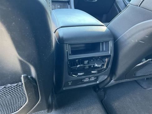 Used 2025 Jeep Grand Cherokee Altitude AWD/4WD image 23