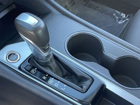 Used 2024 Nissan Altima 2.5 S image 29