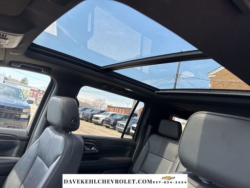 Used 2021 Chevrolet Suburban RST AWD/4WD image 20
