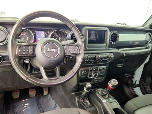 Used 2023 Jeep Wrangler Unlimited Sport AWD/4WD image 12