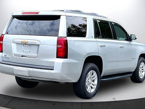 Used 2016 Chevrolet Tahoe LT w/ Luxury Package AWD/4WD image 9
