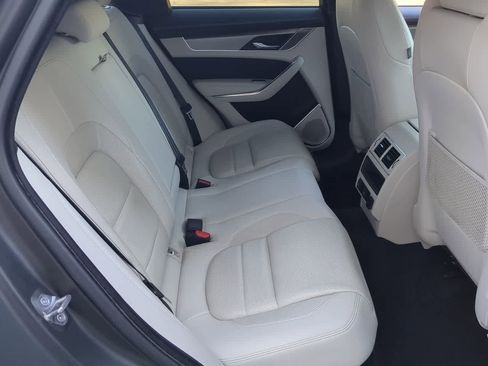 Used 2025 Jaguar F-PACE R-Dynamic S image 20