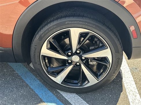 Used 2021 Buick Envision Essence image 13