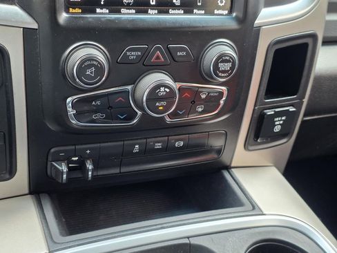 Used 2018 RAM 3500 SLT w/ Luxury Group image 18