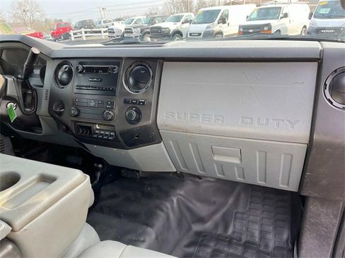 Used 2012 Ford F450 XL w/ Snow Plow Prep Pkg image 16