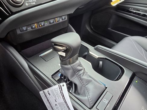 New 2025 Lexus ES 350 Ultra Luxury image 29