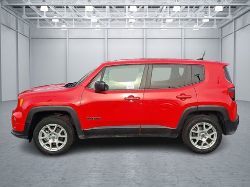 Certified 2023 Jeep Renegade Latitude image 2