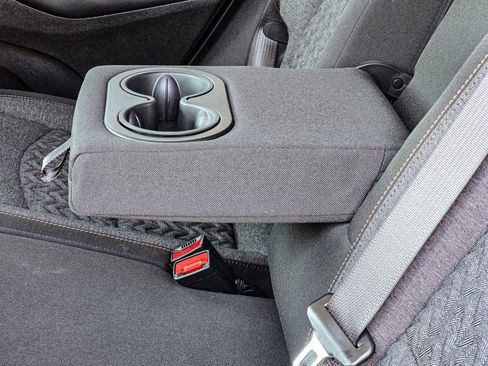 Certified 2024 Chevrolet Equinox LT w/ LPO, Floor Liner Package image 32