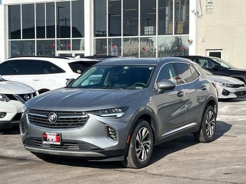 Used 2023 Buick Envision Essence image 3