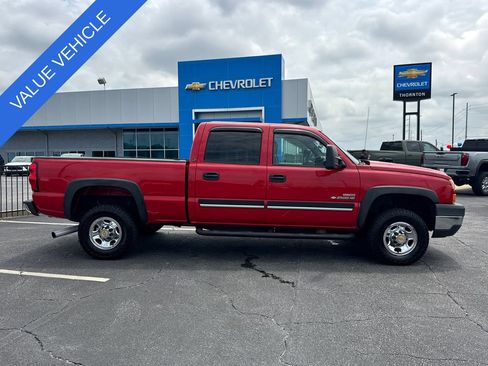 Used 2006 Chevrolet Silverado 2500 LT w/ Heavy-Duty Power Package RWD image 5