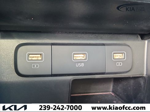 Certified 2023 Kia Sorento LX FWD image 30