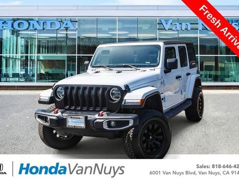 Used 2018 Jeep Wrangler Unlimited Sahara AWD/4WD image 1