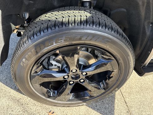 New 2025 Jeep Grand Cherokee Altitude image 17