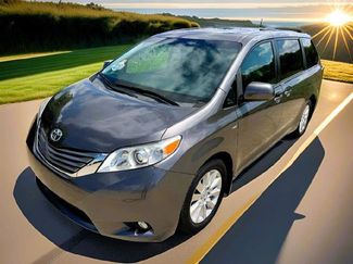 Used 2017 Toyota Sienna AWD video 1