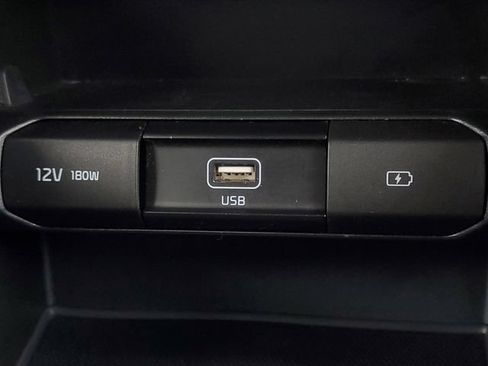 Used 2022 Kia Telluride LX AWD/4WD image 29