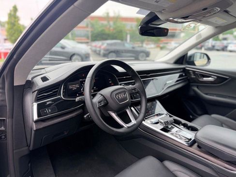 Used 2023 Audi Q8 Prestige AWD/4WD image 12