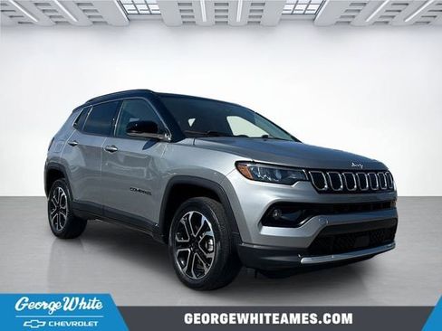 Used 2022 Jeep Compass Limited image 1