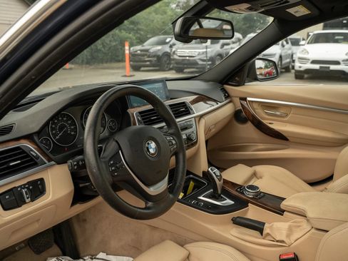 Used 2016 BMW 340i Sedan RWD image 6
