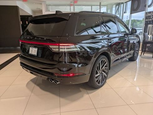Used 2025 Lincoln Aviator Black Label w/ Jet Appearance Package AWD/4WD image 8