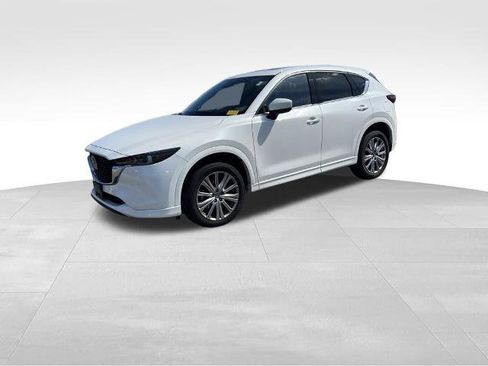 Used 2022 MAZDA CX-5 Signature AWD/4WD image 2