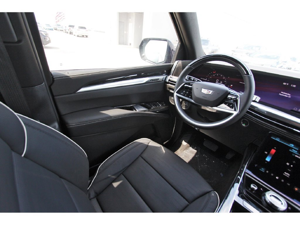 New 2027 Cadillac Escalade Sport w/ Touring Package AWD/4WD image 8