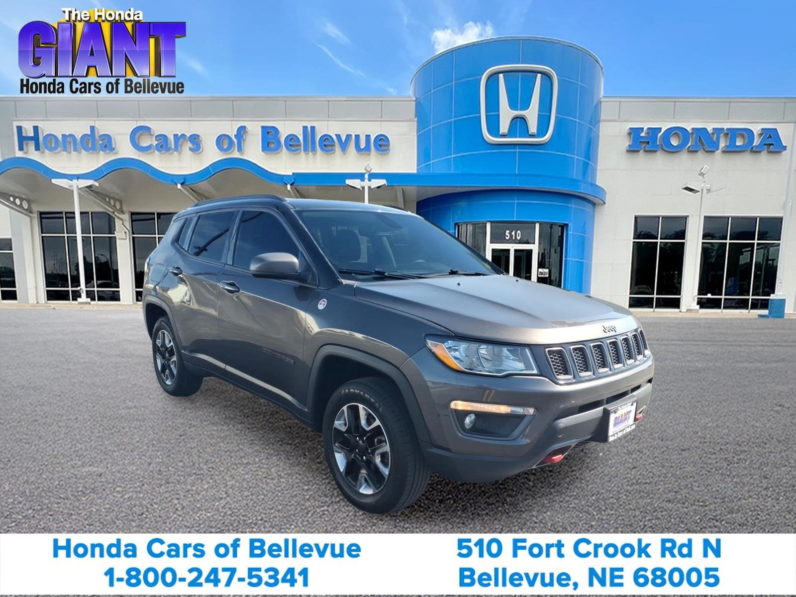 Used 2018 Jeep Compass Trailhawk AWD/4WD image 3