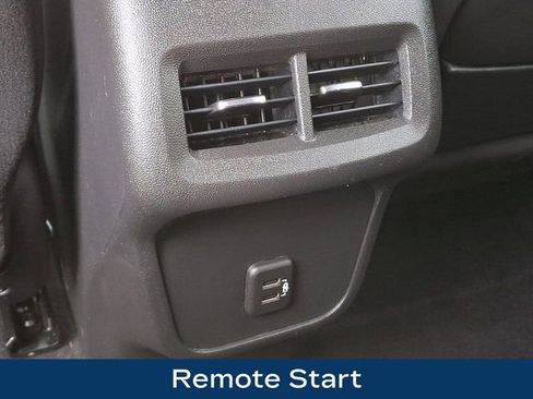 Used 2019 GMC Terrain SLE w/ Driver Convenience Package image 14