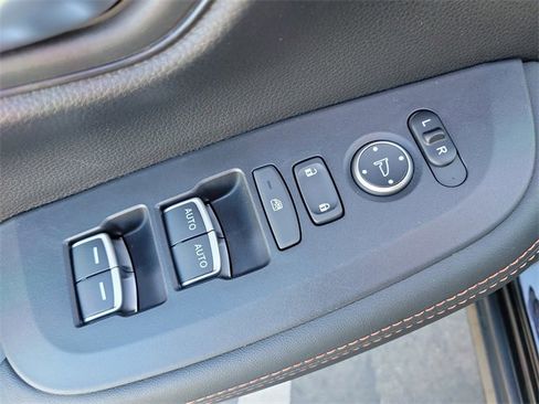 Certified 2023 Honda HR-V Sport image 19