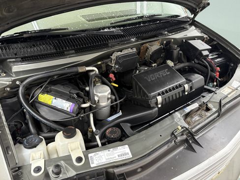 Used 1996 Chevrolet Astro image 25
