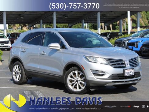 Used 2016 Lincoln MKC Select w/ Select Plus Package FWD image 1