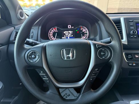 Used 2017 Honda Ridgeline RT image 9