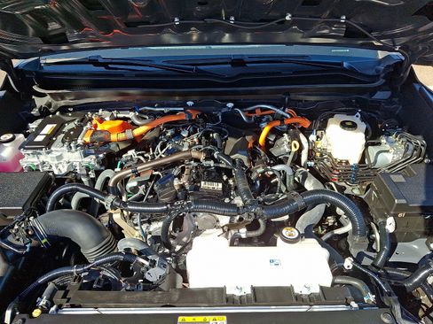 Used 2025 Toyota Tacoma TRD Off-Road image 29