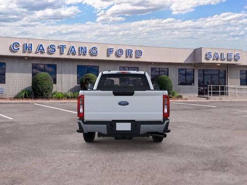 New 2026 Ford F250 XL w/ XL Chrome Package RWD image 6