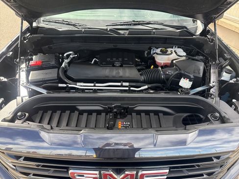 Used 2024 GMC Sierra 1500 Elevation image 21