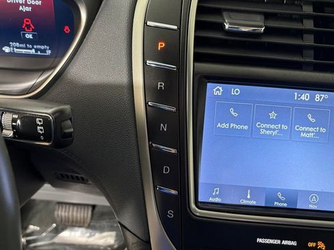 Used 2020 Lincoln Nautilus Reserve FWD image 25