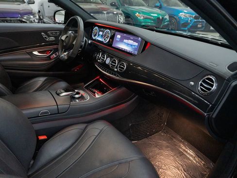 Used 2016 Mercedes-Benz S 63 AMG 4MATIC Sedan image 42
