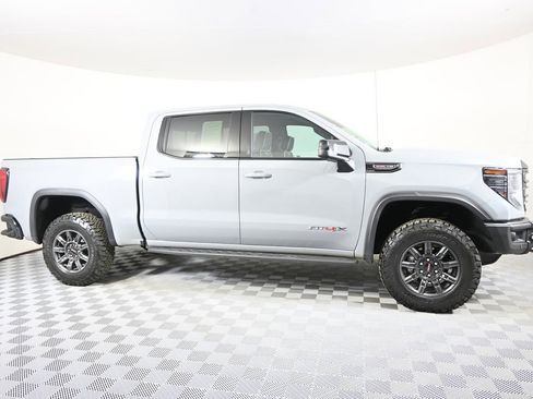 Used 2025 GMC Sierra 1500 AT4X AWD/4WD image 9