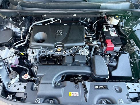 Used 2022 Toyota RAV4 Limited AWD/4WD image 29