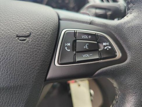 Used 2017 Ford Escape SE w/ SE Leather Comfort Package FWD image 15