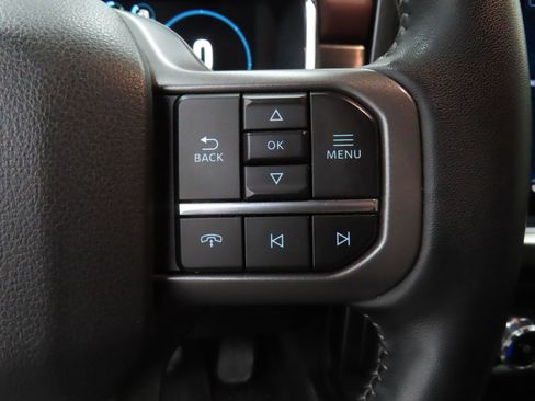 Used 2022 Ford F150 Lariat AWD/4WD image 13