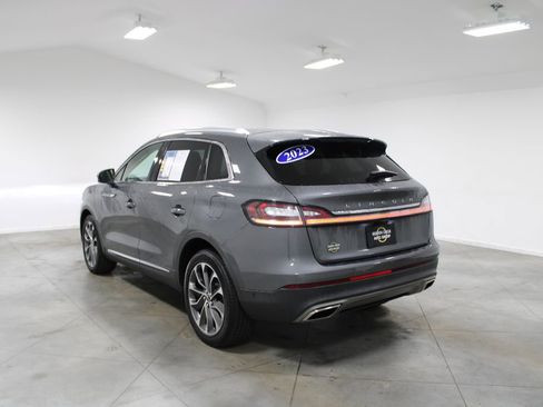 Used 2023 Lincoln Nautilus Reserve w/ Equipment Group 201A image 7