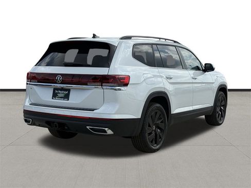 New 2026 Volkswagen Atlas SE image 5