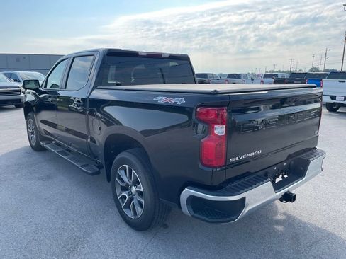 Used 2023 Chevrolet Silverado 1500 LT AWD/4WD image 6