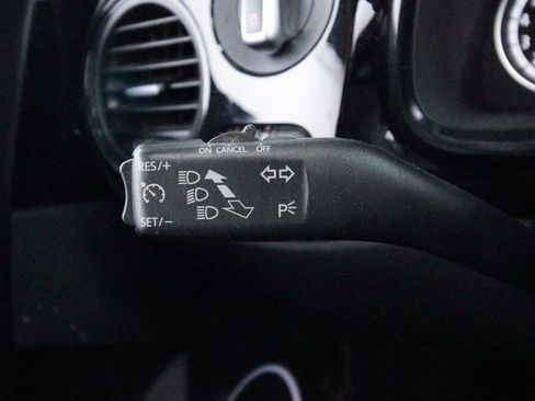 Used 2016 Volkswagen Beetle 1.8T Classic image 12