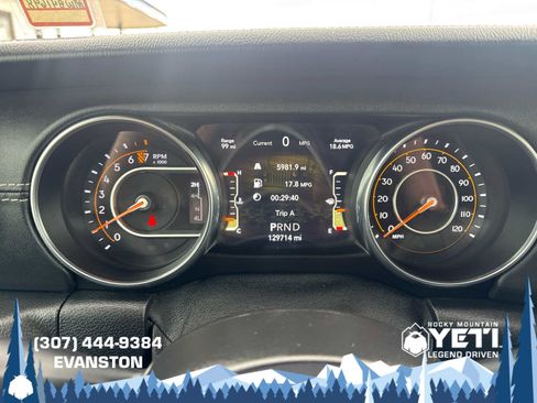 Used 2021 Jeep Wrangler Unlimited Sahara w/ Uconnect 4C Nav & Sound Group AWD/4WD image 26