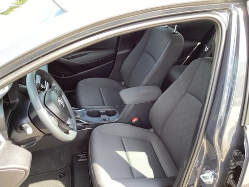 Used 2026 Toyota Corolla LE FWD image 14