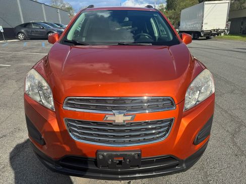 Used 2015 Chevrolet Trax LT w/ LT Sun and Sound Package AWD/4WD image 2