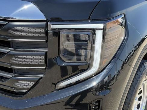 New 2026 GMC Sierra 1500 Pro w/ Pro Value Package image 17