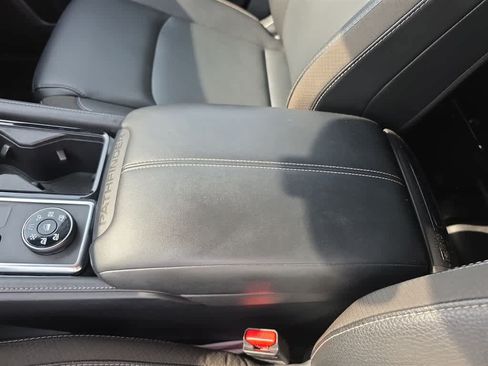 Used 2023 Nissan Pathfinder SL w/ SL Premium Package AWD/4WD image 25